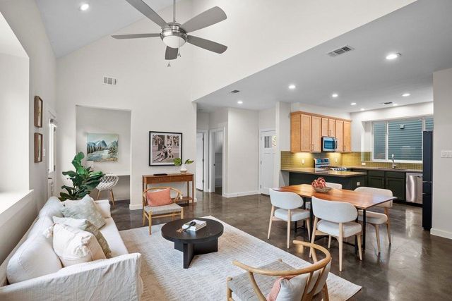 3505 Villa CT 12, Austin, TX 78704