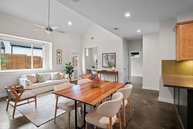 3505 Villa CT 12, Austin, TX 78704