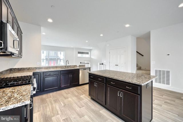 102 MADISON DR, Mechanicsburg, PA 17055