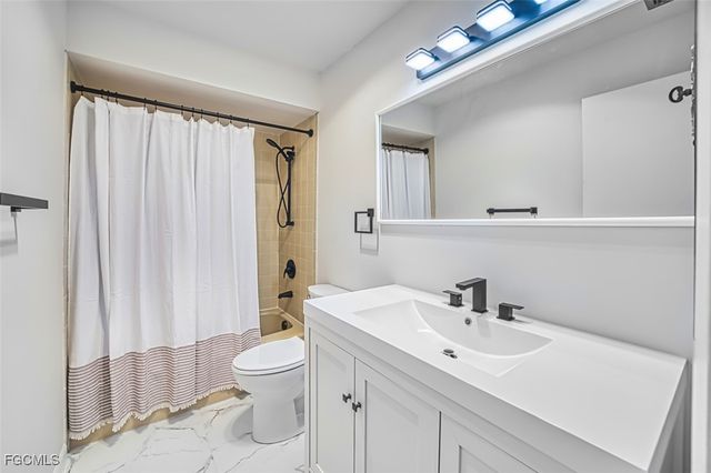 6913 Birdie WAY, Fort Myers, FL 33919