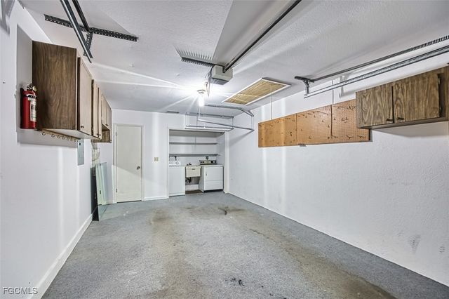 6913 Birdie WAY, Fort Myers, FL 33919