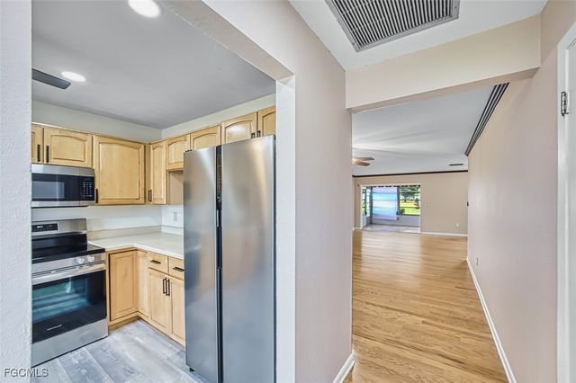 6913 Birdie WAY, Fort Myers, FL 33919