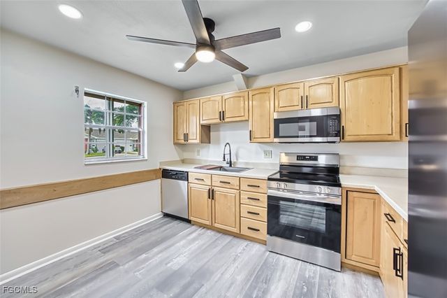 6913 Birdie WAY, Fort Myers, FL 33919