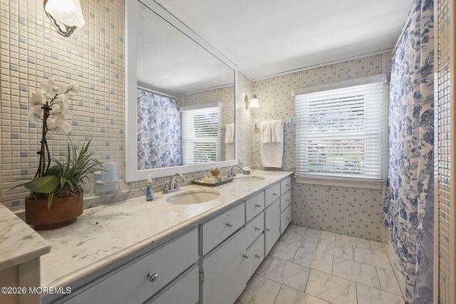 107 Kimball Street, Iselin, NJ 08830