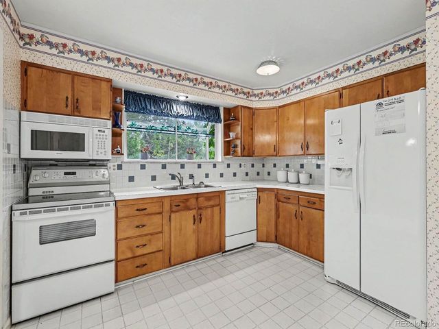 2310 Kenwood Dr, Boulder, CO 80305