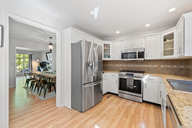 5305 Kellys Point, Ooltewah, TN 37363