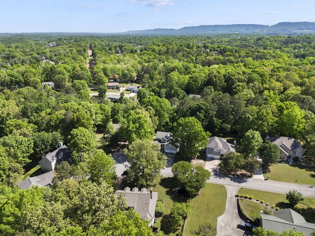 5305 Kellys Point, Ooltewah, TN 37363