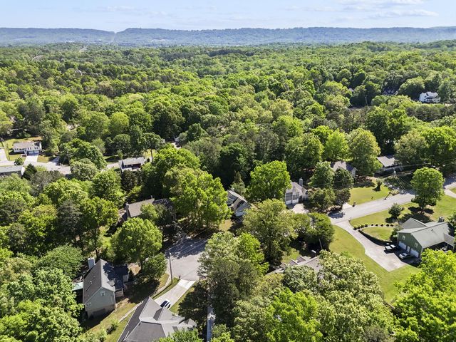 5305 Kellys Point, Ooltewah, TN 37363