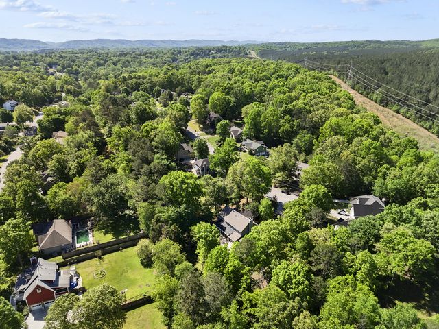 5305 Kellys Point, Ooltewah, TN 37363