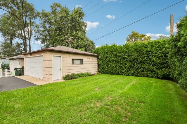 5441 S Ashland Avenue, Countryside, IL 60525