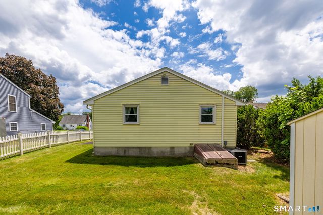 234 Beacon Street, Newington, CT 06111