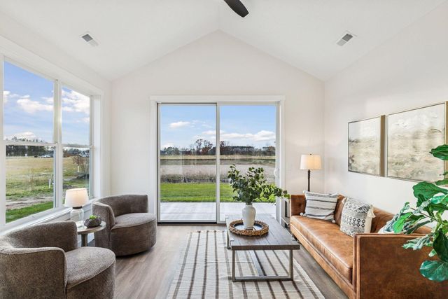 987 Turner Lane, New Richmond, WI 54017