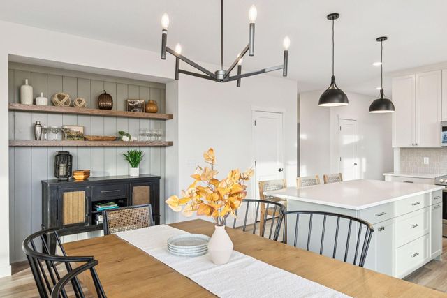 987 Turner Lane, New Richmond, WI 54017