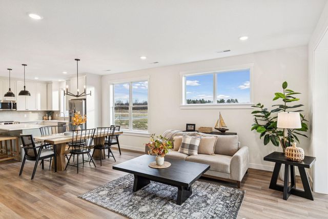 987 Turner Lane, New Richmond, WI 54017