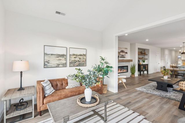 987 Turner Lane, New Richmond, WI 54017