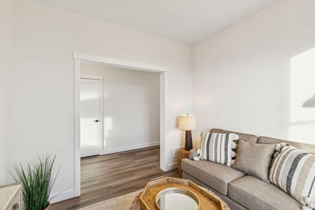 987 Turner Lane, New Richmond, WI 54017