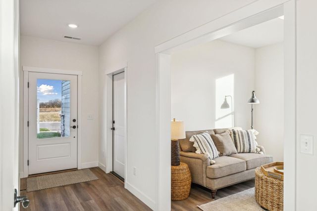 987 Turner Lane, New Richmond, WI 54017