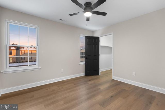 4 KENT PL, Sewell, NJ 08080