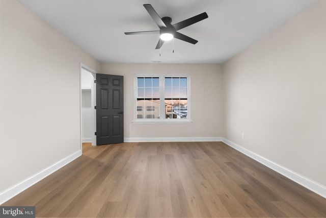 4 KENT PL, Sewell, NJ 08080