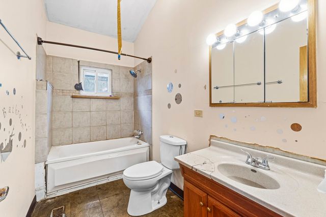 1008 W 115th Street, Chicago, IL 60643