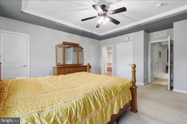 6912 KONA DR, Gainesville, VA 20155