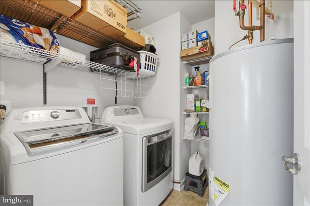 6912 KONA DR, Gainesville, VA 20155