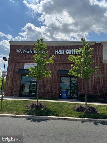 6912 KONA DR, Gainesville, VA 20155