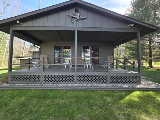W10962 S CURTIS LAKE LANE, Coloma, WI 54930