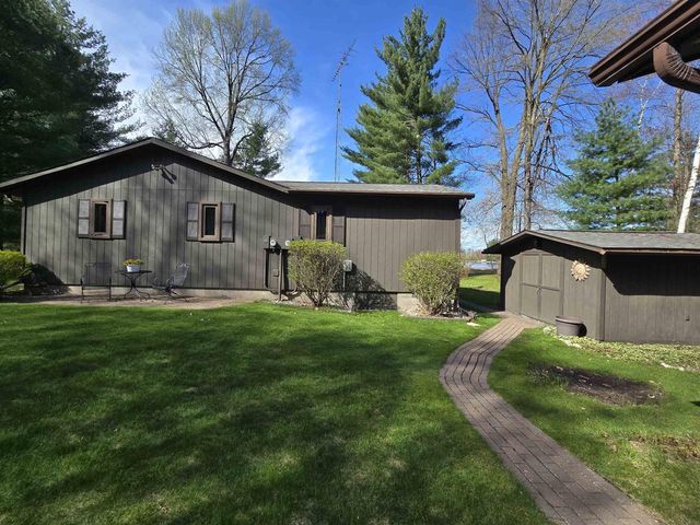 W10962 S CURTIS LAKE LANE, Coloma, WI 54930