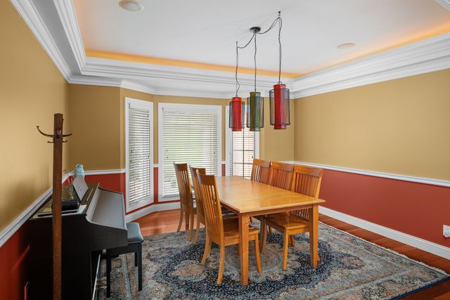 2296 Forest Reed Place, Le Claire, IA 52753