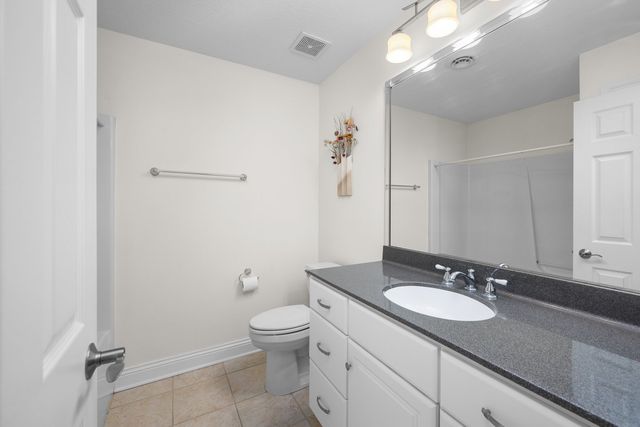 2296 Forest Reed Place, Le Claire, IA 52753