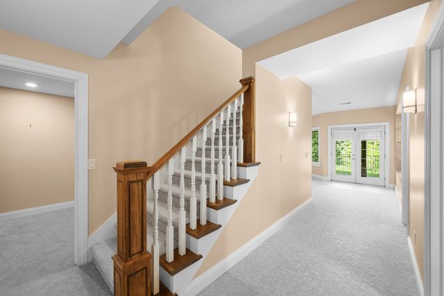 2296 Forest Reed Place, Le Claire, IA 52753