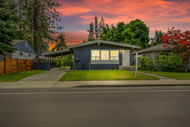 1012 E 37th Ave, Spokane, WA 99203