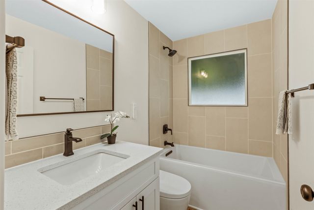 1012 E 37th Ave, Spokane, WA 99203