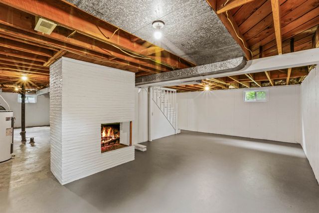 1012 E 37th Ave, Spokane, WA 99203