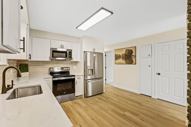 1012 E 37th Ave, Spokane, WA 99203