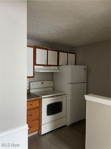 4706 Castlebar Street NW, Canton, OH 44708