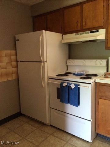 4706 Castlebar Street NW, Canton, OH 44708