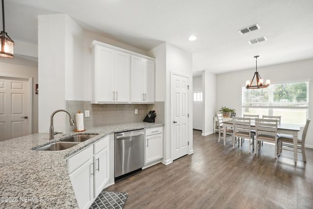 1640 EAST Road, Jacksonville, FL 32216