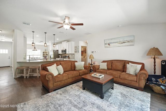 1640 EAST Road, Jacksonville, FL 32216