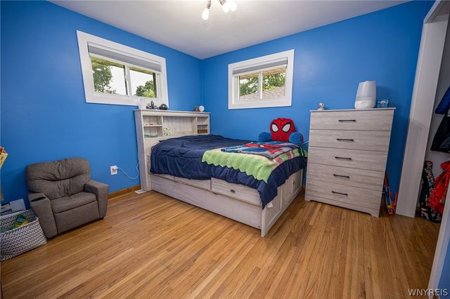 146 Elmsford Drive, West Seneca, NY 14224