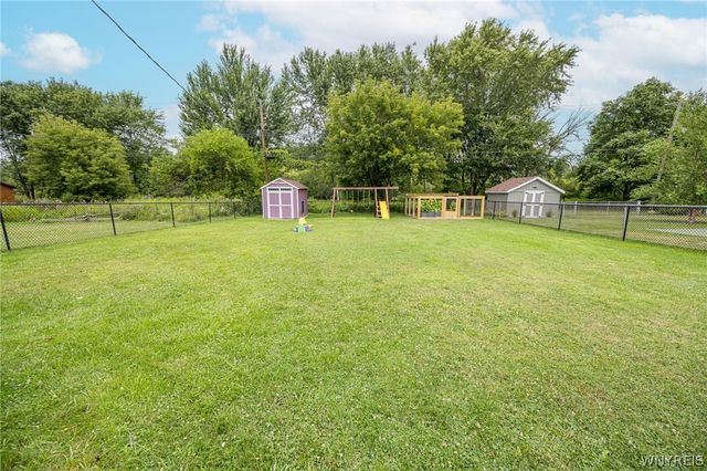 146 Elmsford Drive, West Seneca, NY 14224