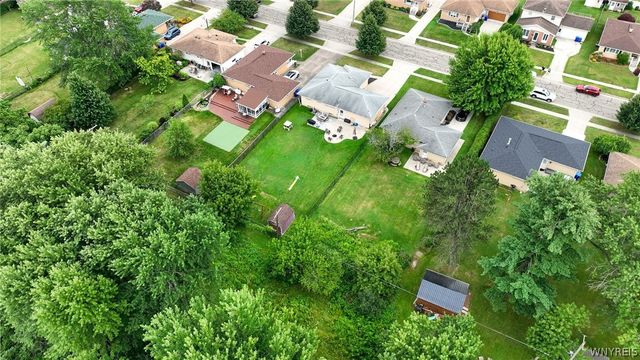 146 Elmsford Drive, West Seneca, NY 14224