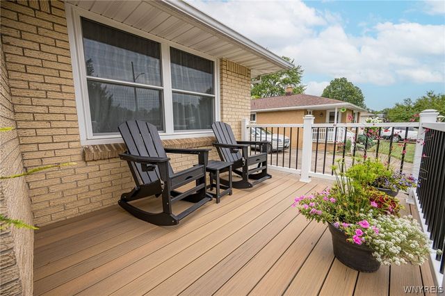 146 Elmsford Drive, West Seneca, NY 14224