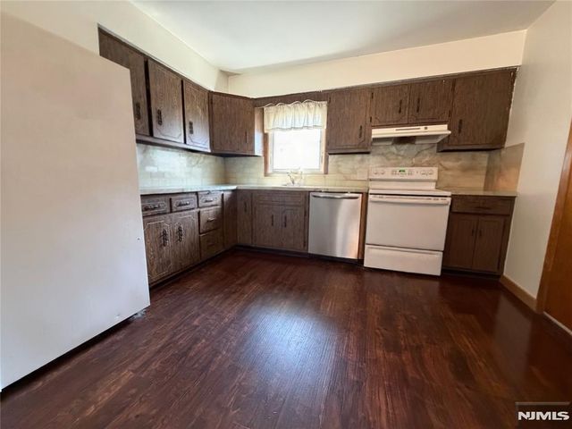 79 Hunter Street, Lodi, NJ 07644