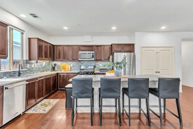 29109 Hidden Meadow Dr, Menifee, CA 92584