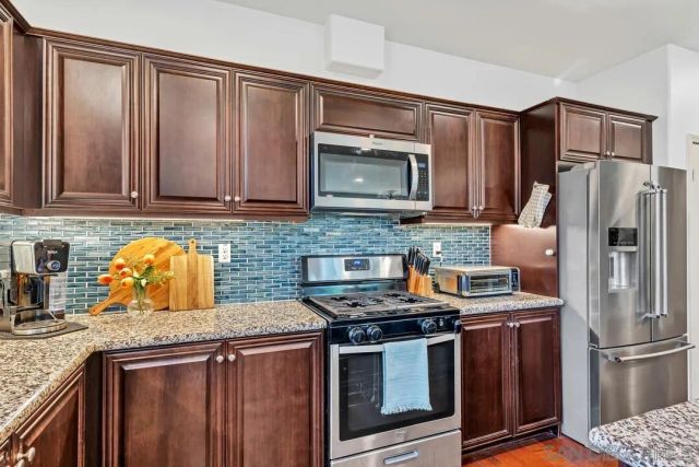29109 Hidden Meadow Dr, Menifee, CA 92584