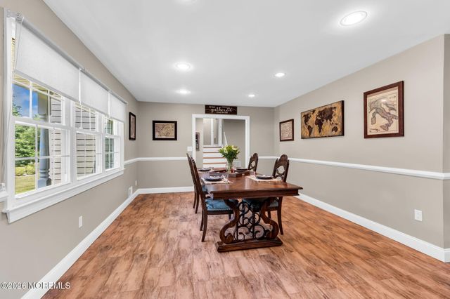 375 Oak Hill Road, Red Bank, NJ 07701