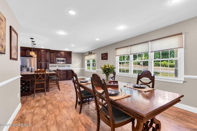 375 Oak Hill Road, Red Bank, NJ 07701