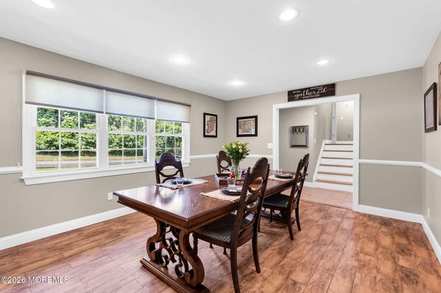 375 Oak Hill Road, Red Bank, NJ 07701